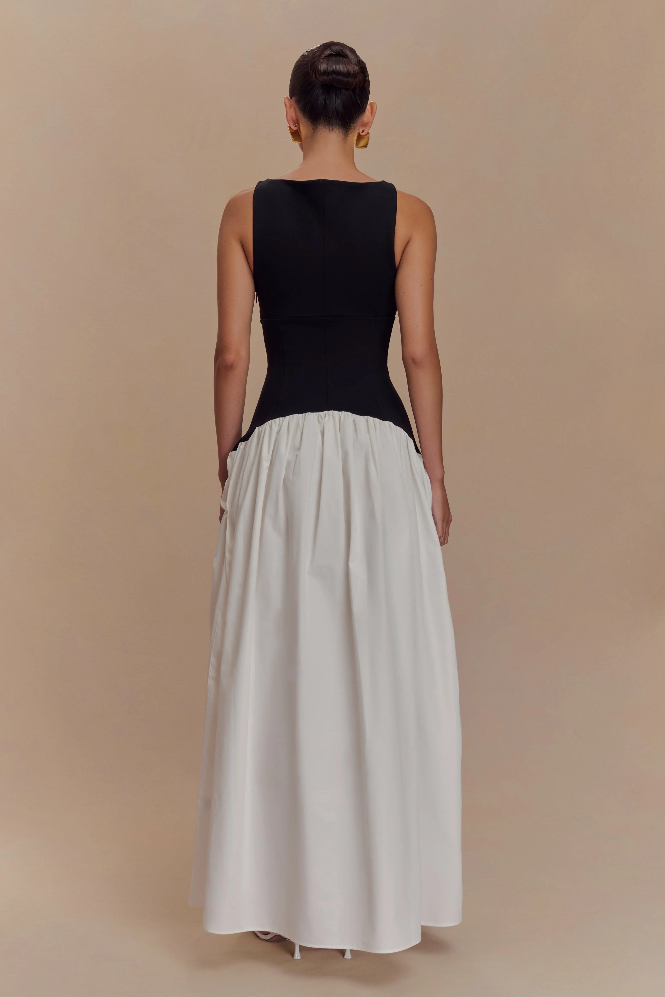ER Acacia Contrast Sleeveless Maxi Dress - Black/White