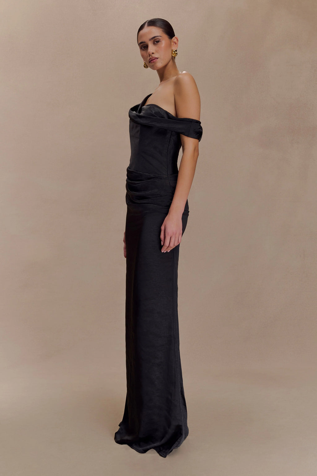 ER Dalia Off Shoulder Satin Maxi Dress - Black