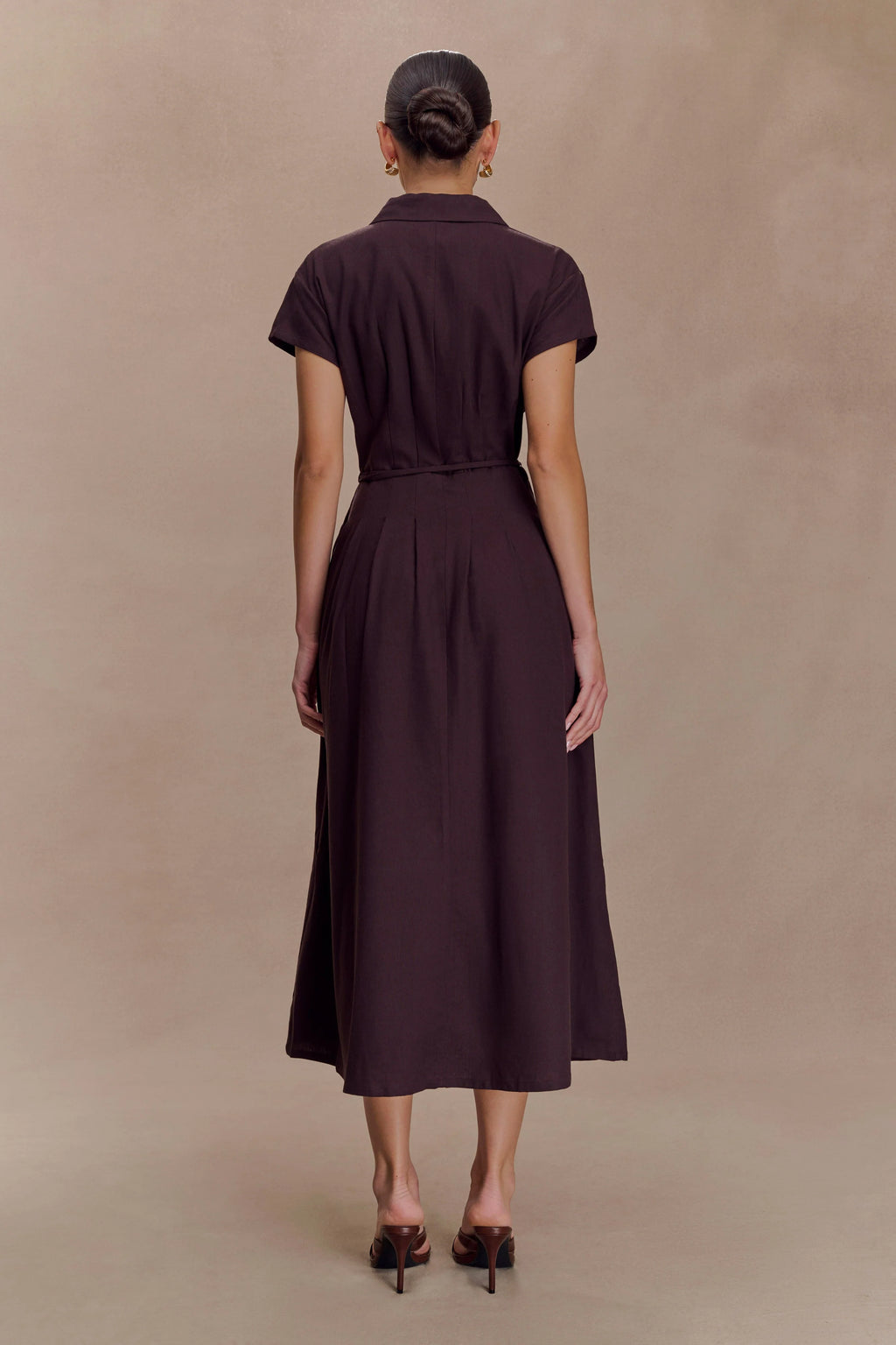 ER Aysha Buttoned Linen Midi Dress - Chocolate