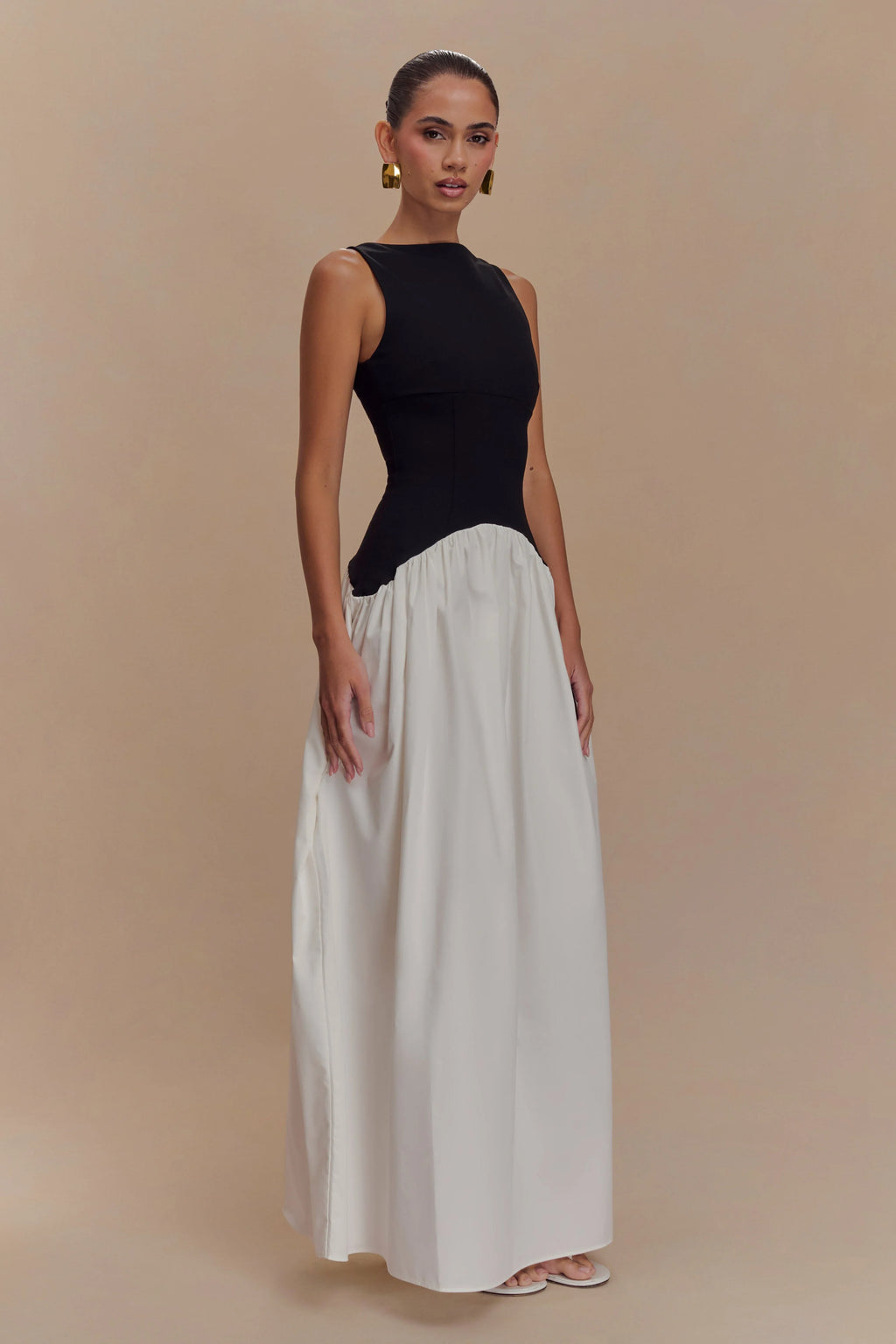 ER Acacia Contrast Sleeveless Maxi Dress - Black/White