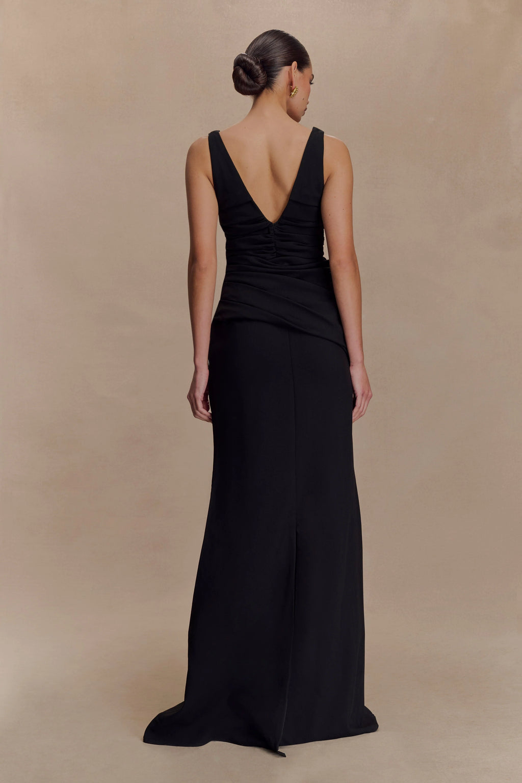 ER Axton Low Neck Maxi Dress - Black