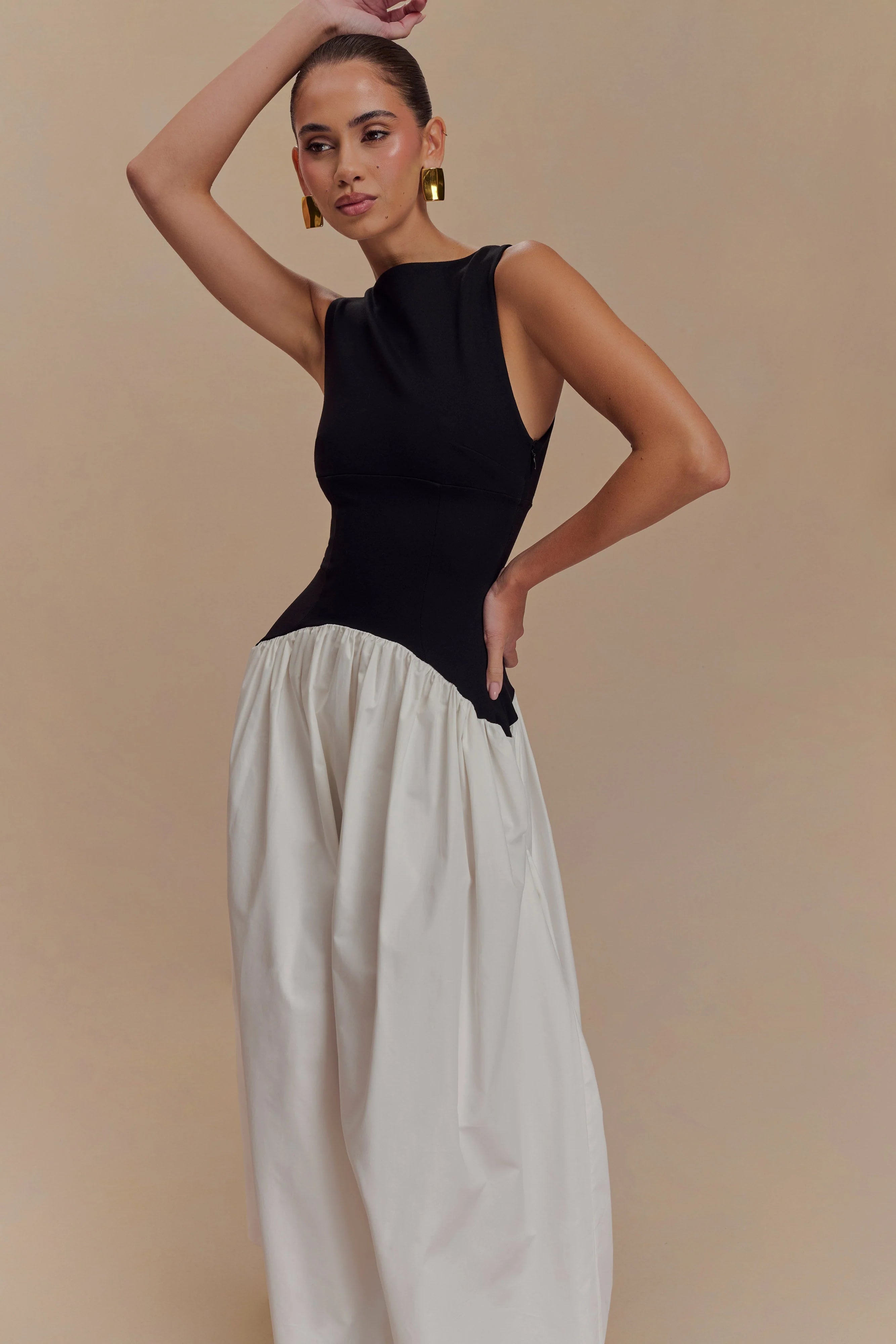 ER Acacia Contrast Sleeveless Maxi Dress - Black/White