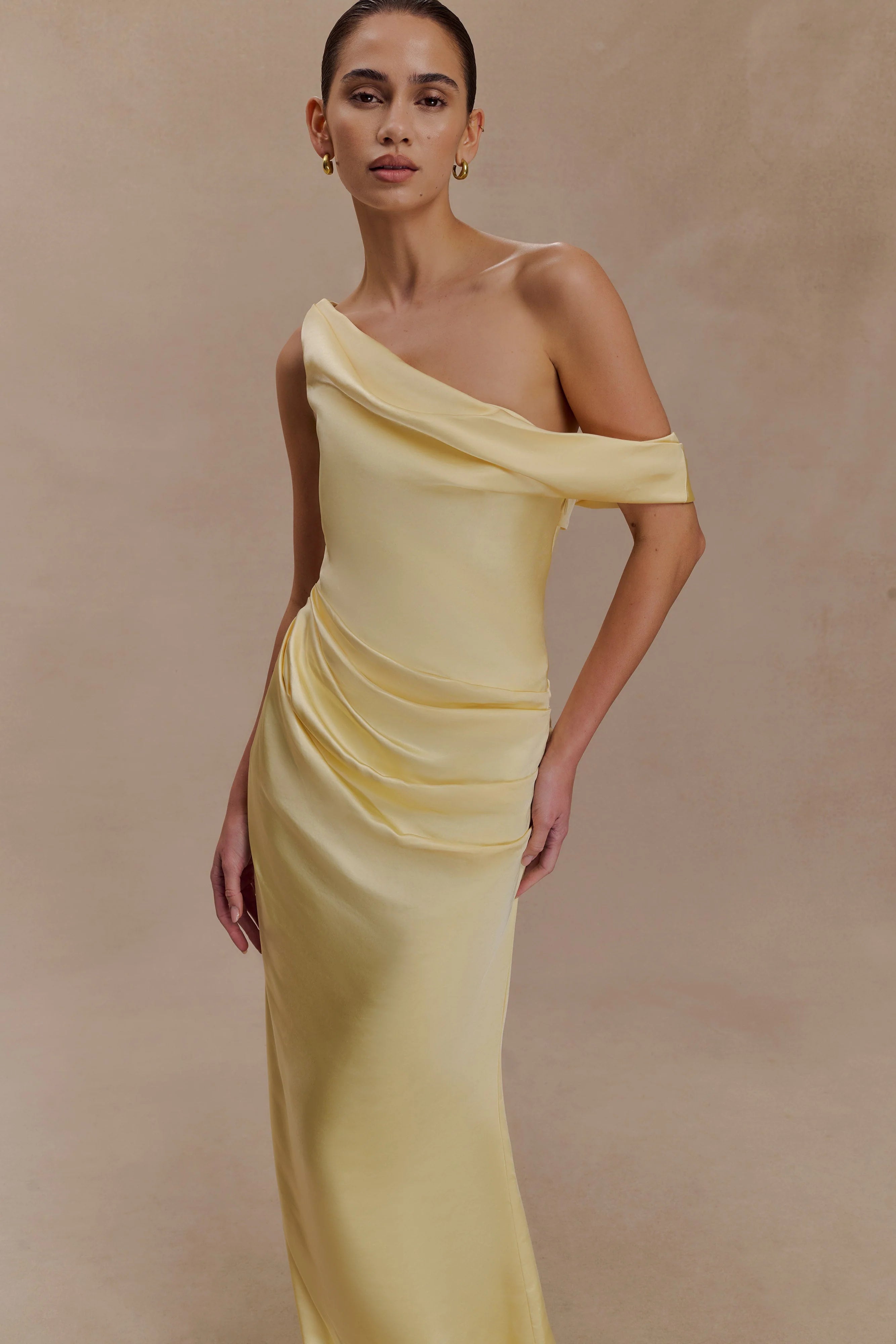 ER Dalia Off Shoulder Satin Maxi Dress - Lemon