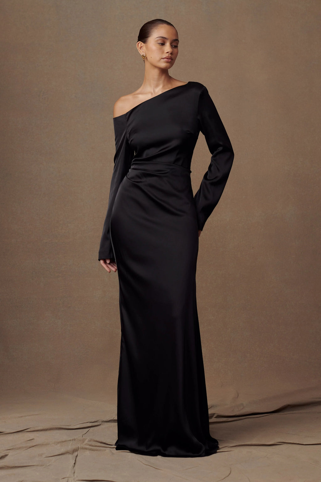 ER Avery Long Sleeve Maxi Dress - Black