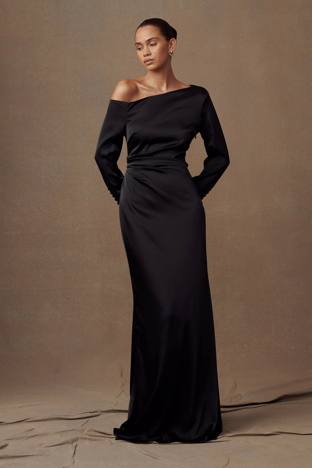 ER Avery Long Sleeve Maxi Dress - Black