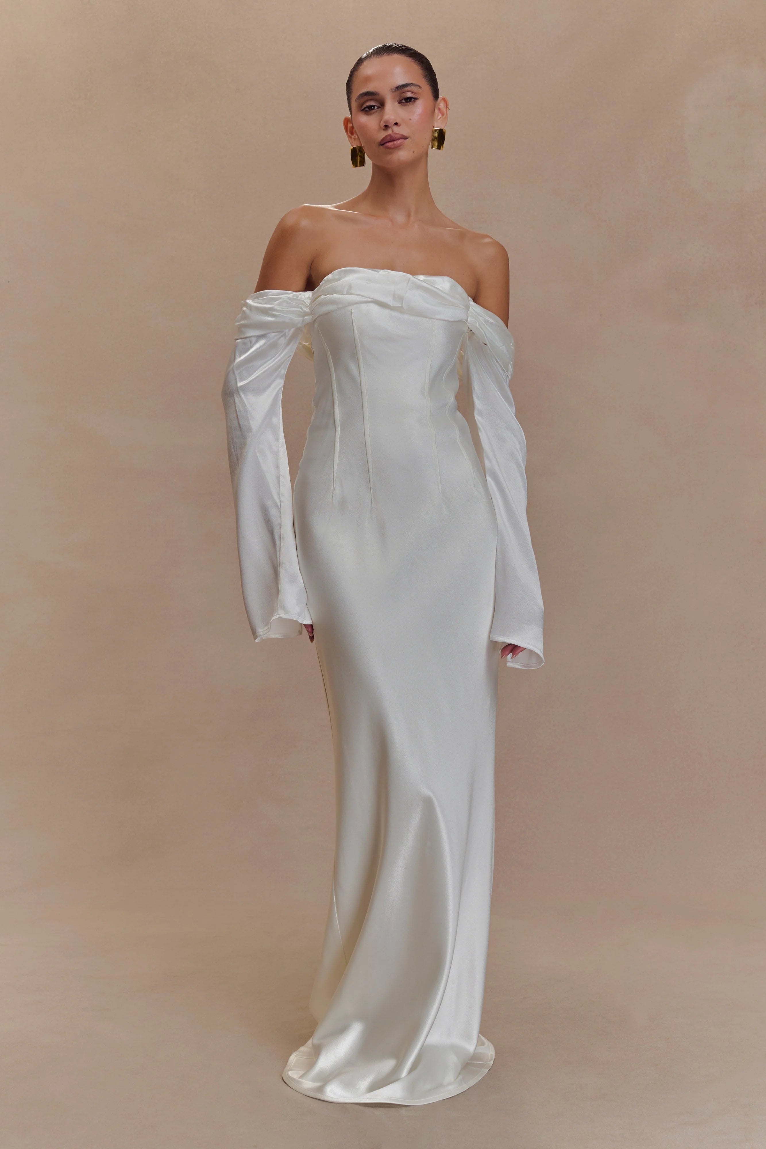 ER Giselle Off Shoulder Cowl Neck Maxi Dress - White