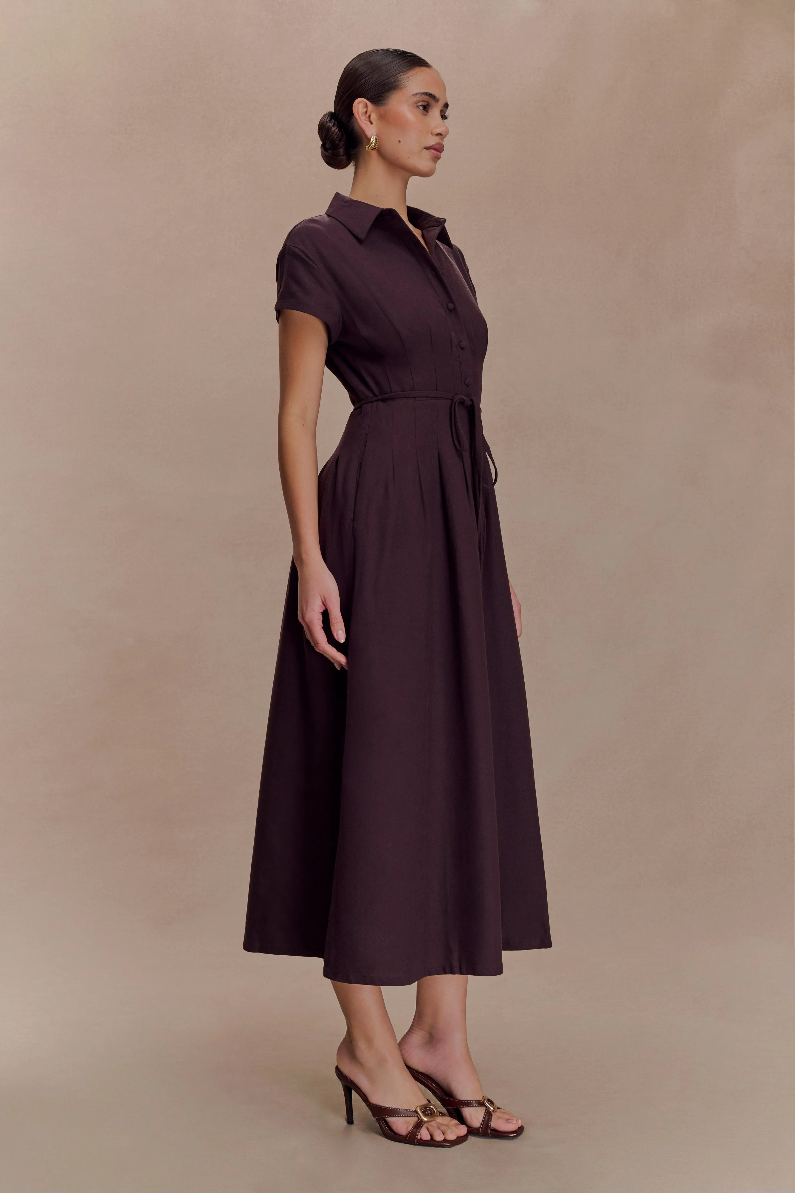 ER Aysha Buttoned Linen Midi Dress - Chocolate