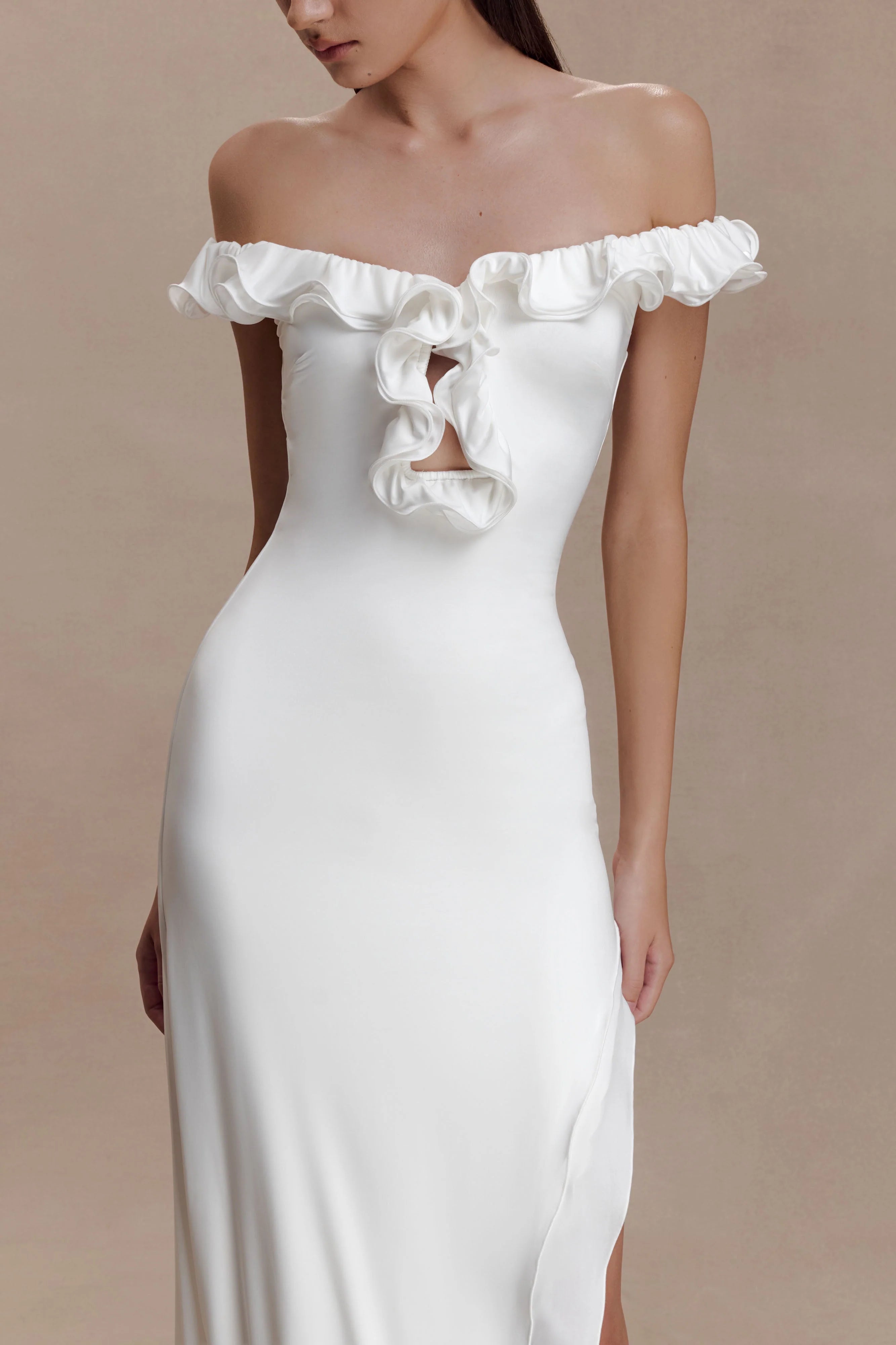 ER Allegra Off Shoulder Ruffle Midi Dress - Ivory